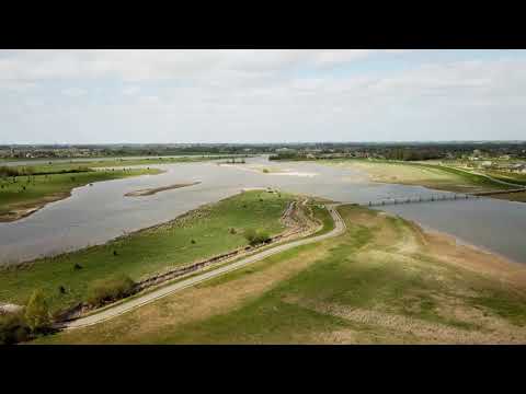 ONE TAKE DRONE VIDEO OF VREUGDERDIJKERWAARD EN ZALK #IJssel #4k