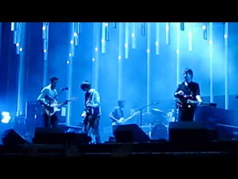 Radiohead - Weird Fishes / Arpeggi (Radiohead Live in Praha)