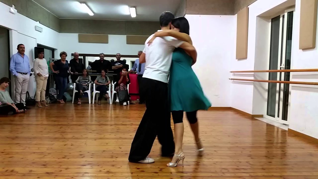 Paolo Cioffi & Valentina Giannini, Un vals - Tango milonguero