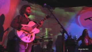 Spids Nøgenhat - Kommer med fred (2013)