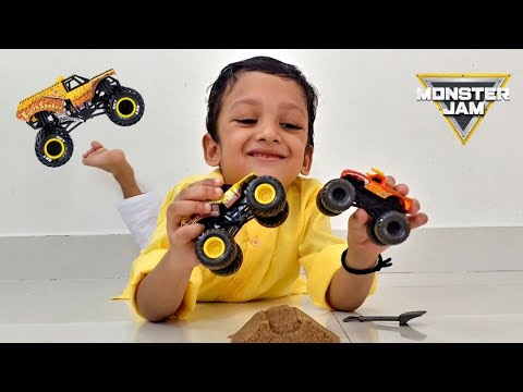 Cucudus Unboxing and Play with Monster Jam Toy set | Earth Shaker and El Toro