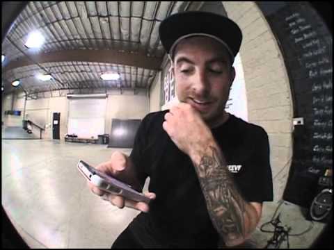 TEXT YOSELF BEEFO YO WRECK YOSELF with Johnny Layton