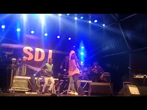 Tavares Estraga (show Edmasia)