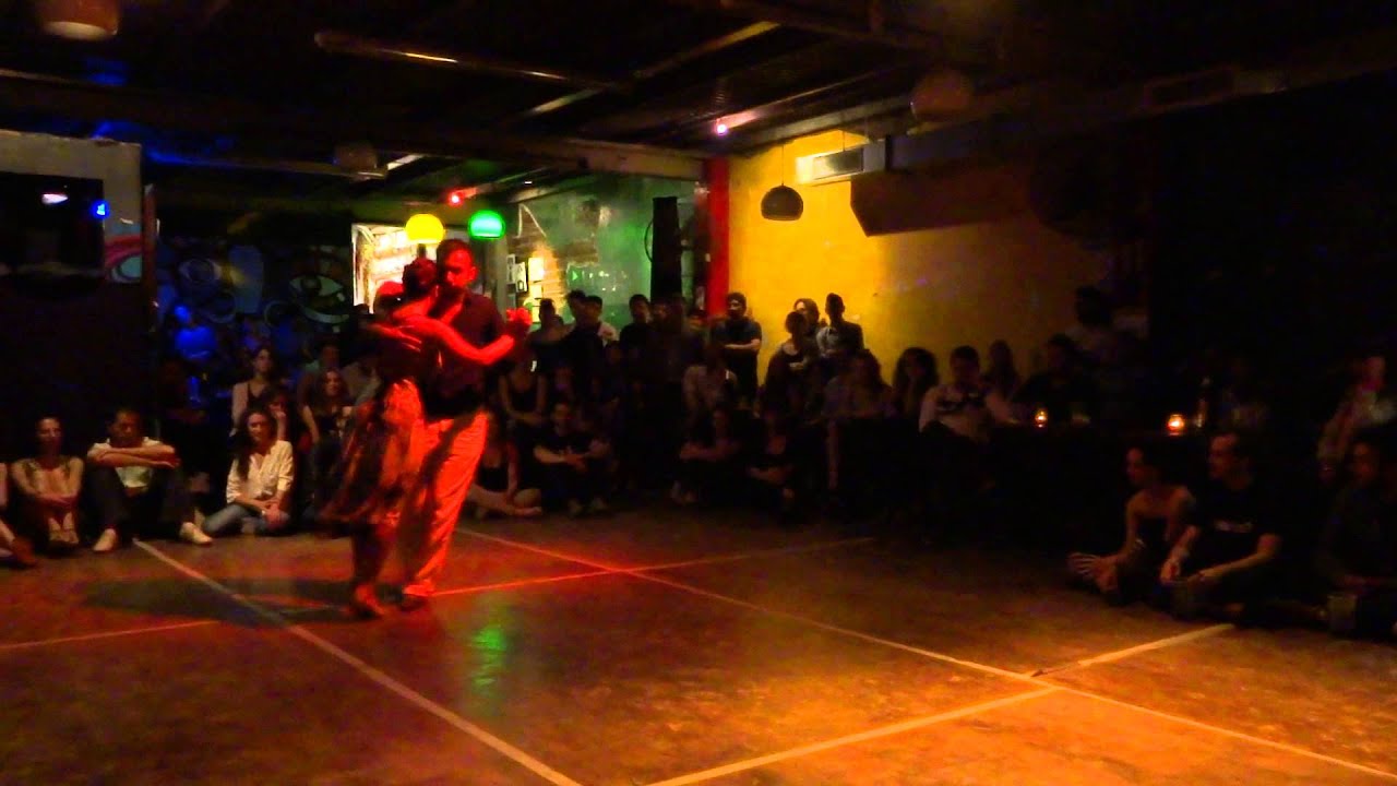 Flaqui Figueroa y Gaby Mataloni en La Mandrilera Milonga - 27/11/2013 - 3/3