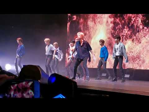 190802 Stray Kids Unveil in Berlin Intro + Hellevator + Grrr 총량의 법칙 1080p Fancam