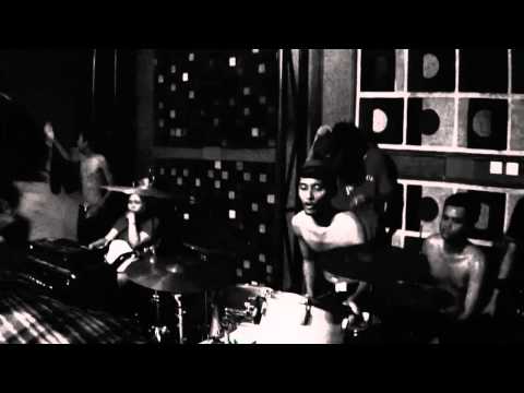 THROUGHT OUT (YKHC) LIVE AT CAFE 33 TANAH BARU! (HD)