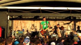 They Don&#39;t Call It the South For Nothing- Of Mice &amp; Men Live Warped Tour Toronto July 15 2011 HD