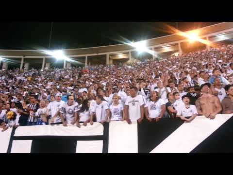 Hino SANTOS na arquibancada