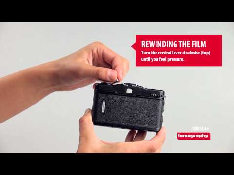 Rewinding and Unloading Film on the Lomo LC-A+