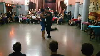 CLARISA ARAGÓN y JONATHAN SAAVEDRA en Viva La Pepa! Milonga (2/3)