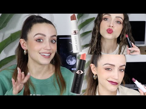 SWATCHING OVER 25 LIPSTICKS! Wet n wild mega last lipsticks