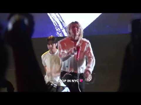 iKON 아이콘 TAKE OFF IN NEW YORK 2023.09.05: RHYTHM TA 리듬 타 + BLING BLING [fancam 직캠]