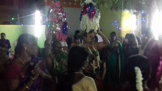 Download Lagu padukkapathu kumarathithan theru thiru muththaramman thirukkovil kummi song Thumbnail