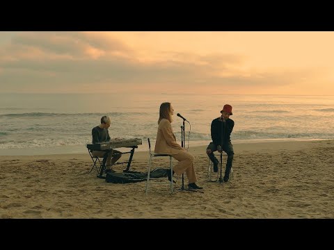 Joanna Crass, Zeper - Honey (feat. DCS) Acoustic Version