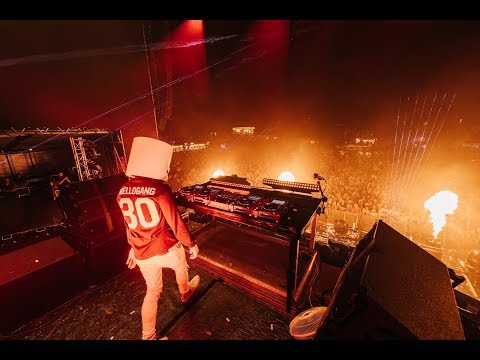 (Marshmello Mashup) Say My Name X Southside X WHIP THAT NECK X Like A Bitch X KAMIKAZE