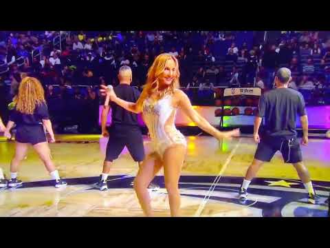 Claudia Leitte - NBA Halftime Show