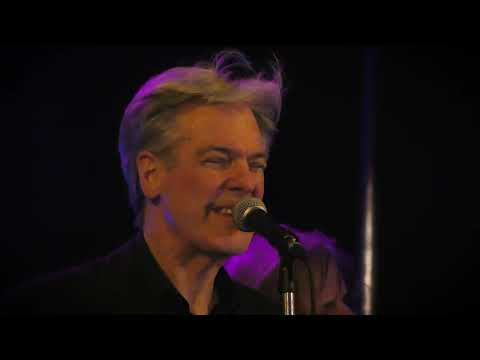 Don Walker  - You've Got To Move (Live at the Memo Music Hall - Official Music Video)