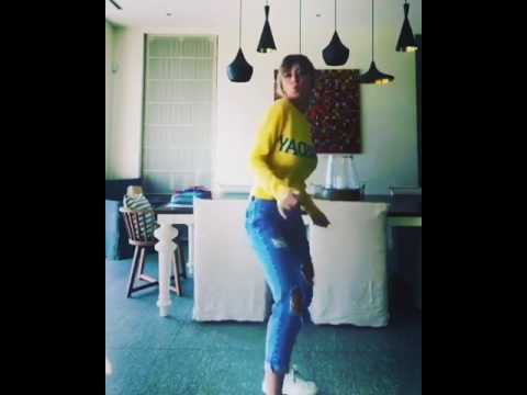 download lagu mp3 mp4 Bruno Mars Nazionalit, download lagu Bruno Mars Nazionalit gratis, unduh video klip Bruno Mars Nazionalit