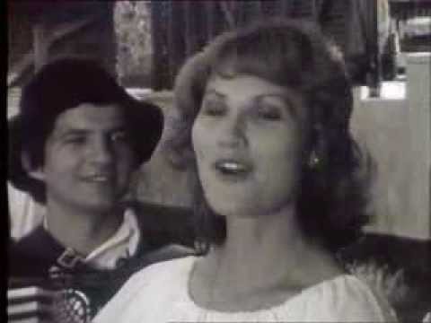 Vera Cvetko i Backi medaljoni - Ajd' na rogalj momce