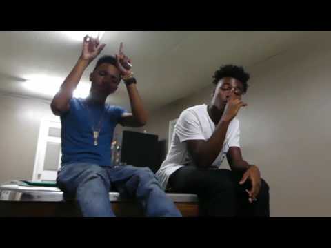 Lil Dee & PhillyFadeJeff - 4 X 4 Freestyle (Official Music Video)