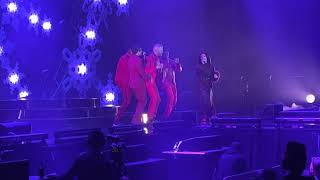Pentatonix - “What Christmas Means To Me” live A Christmas Spectacular Oakland