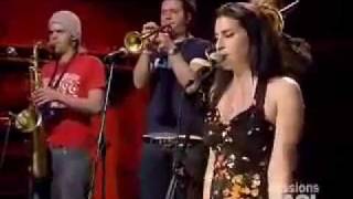 Amy Winehouse - You Sent Me Flying