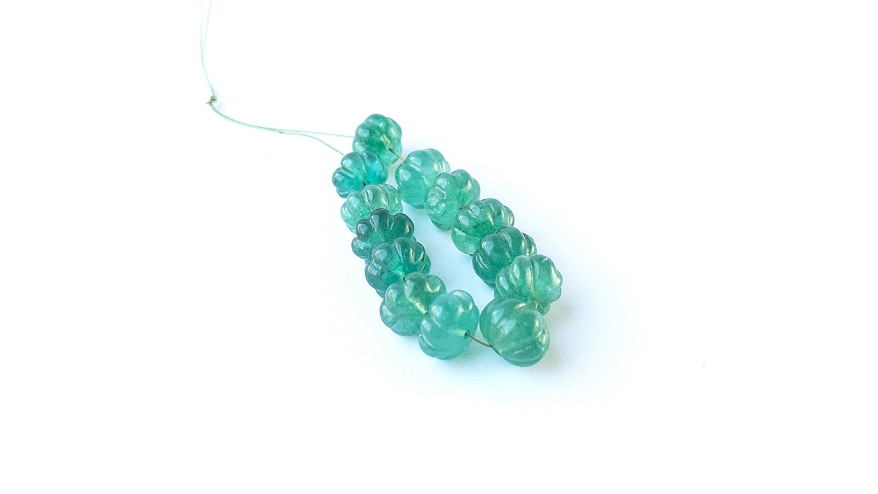 Beryl | Pumpkin Cut | 9.2-10.5mm Bead Size | 13 Pieces | 57 Carats video
