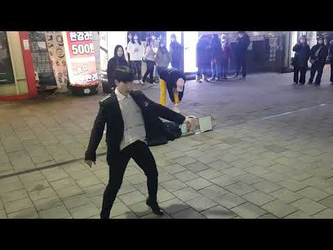 20221227 191035 #Kagawa Yu & 김효진 & 강신화# MONSTA X - GAMBLER