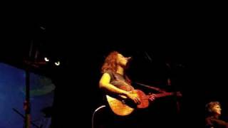 Neko Case - A Widow's Toast