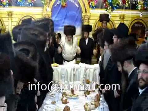 Sukkos 5772 With Krula Rebbe
