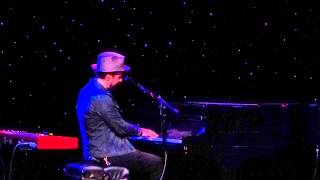 Greg Laswell &quot;This Woman&#39;s Work&quot;