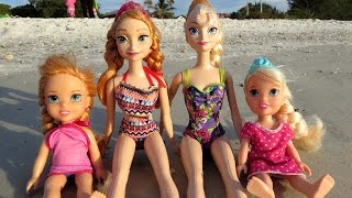 BEACH - Elsa & Anna toddlers - WAVE takes little Elsa! Vacation Sunbathe - Seagulls - Sand Play