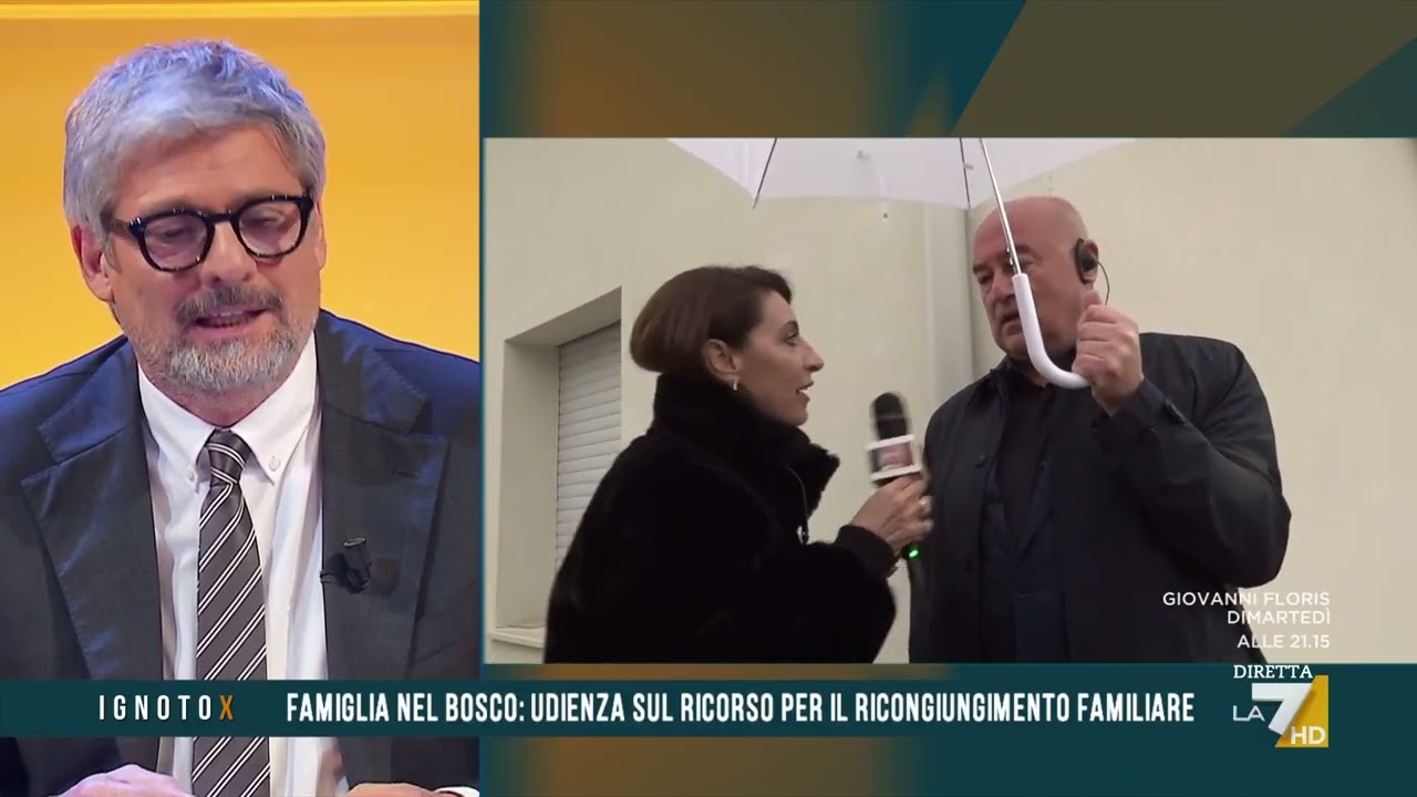 Famiglia nel bosco: le immagini della nuova casa a Ignoto X