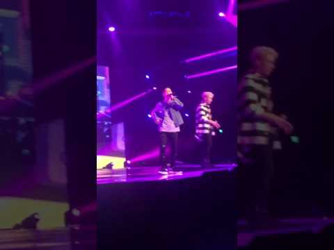 170501 Gray ft Loco - Just do It AOMG in SG