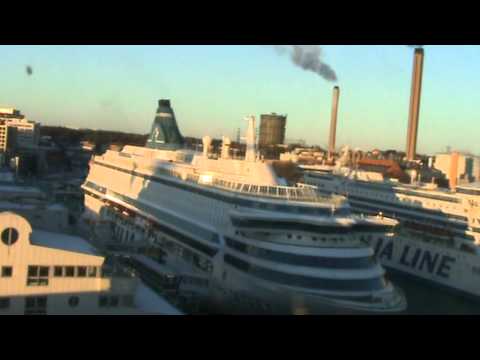 Балтийские паромы у причала.mpg