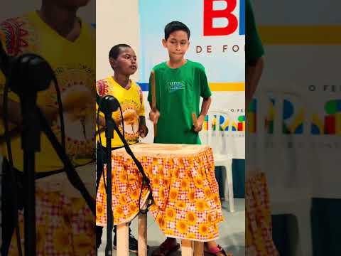 NÁDIA BARBOSA REIS - TAMBORES NA ESCOLA