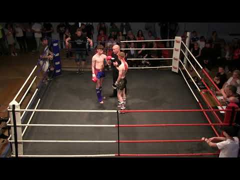 Fight 4 - Devon Brady (WG2) vs Kyle Sichi (OBs Gym) - Rising Stars of Muay Thai 2018