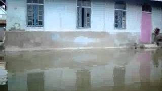 preview picture of video 'Rob (Banjir air pasang) di Dobo.flv'