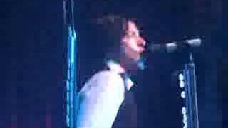 Too Famous to Get Fully Dressed (live) - Butch Walker