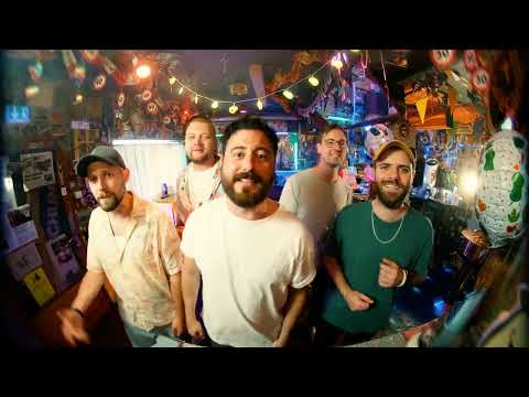 Lupo - Avocado [offizielles Musikvideo]