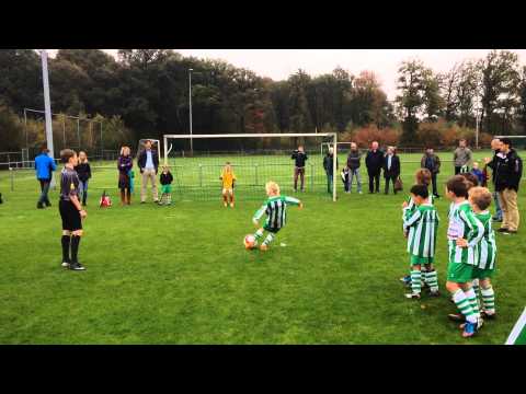 ASV'33 F5G - S.V. Brandevoort F14 (02-11-2013)