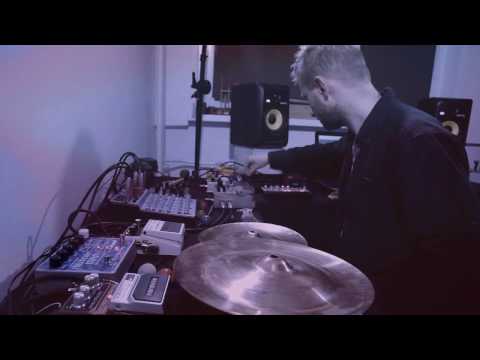 X-Navi:ET / Estrada  Studio