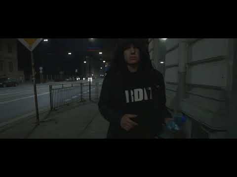 AMBITNY DZIECIAK - CZAS TU POSPRZĄTAĆ prod. MACIOS (Official Video)