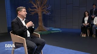 Versión completa. "Seguir aprendiendo mantiene viva la pasión para ser creativos". Joan Roca, chef