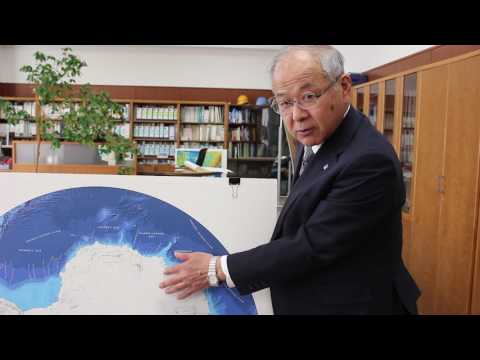 南極の上空でオゾンホールはどのように発達しているのでしょうか?