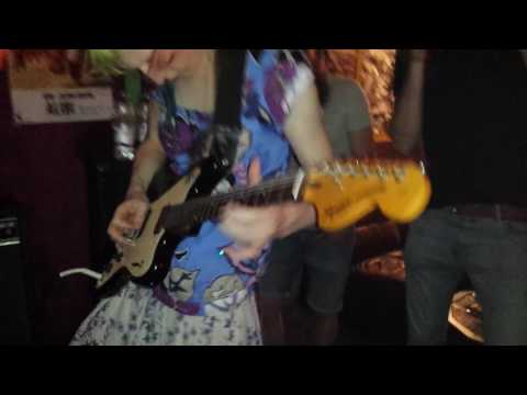 Guttersnipe live in Essen