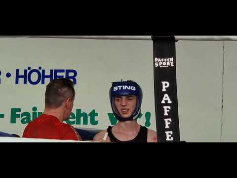 Deni Aslakhanov blau BSW vs. Shakib Atai AEH LM Brandenburg Boxen 57kg 18.03.2023 Eisenhüttenstadt