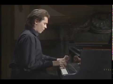 Ivo Pogorelich - Chopin - Piano Sonata No 3 in B minor, Op 58