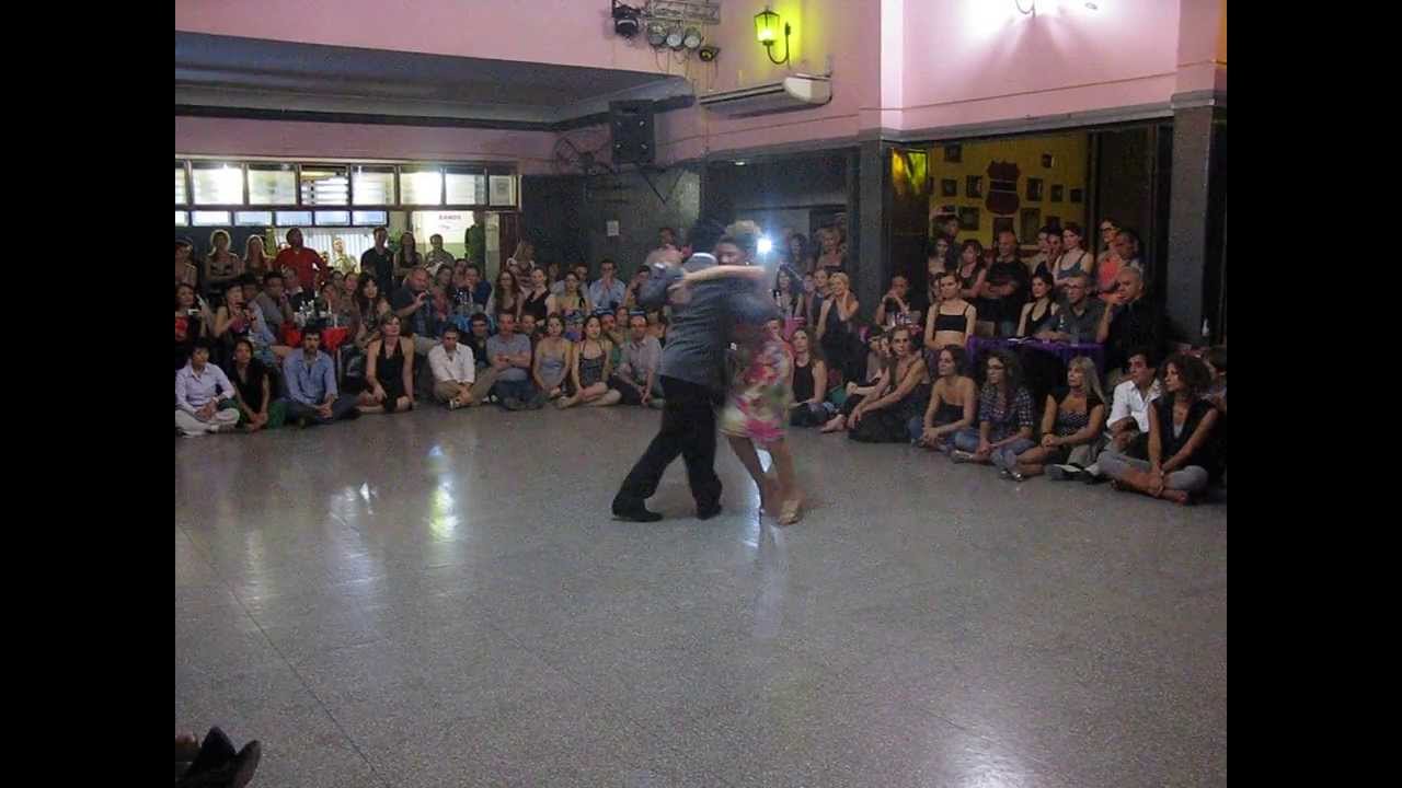 NOELIA HURTADO y CARLOS ESPINOZA en Viva La Pepa! Milonga (3/4)