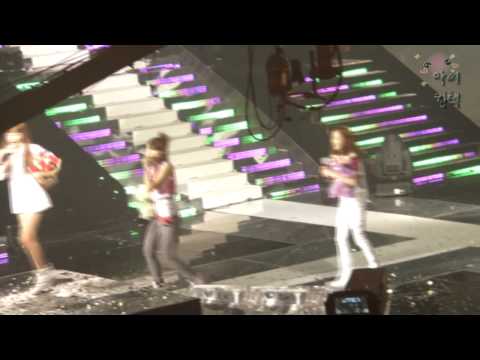 090717 뮤직뱅크 2ne1 1위 앵콜 무대 직캠